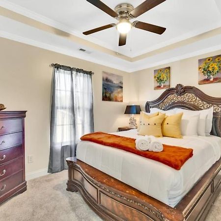 Вилла Cozy 2B Townhouse King Bed Free Parking Tv In Brs Конкорд Экстерьер фото