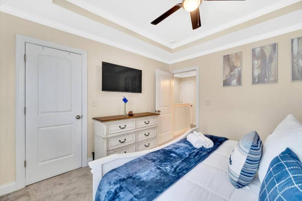 Вилла Cozy 2B Townhouse King Bed Free Parking Tv In Brs Конкорд Экстерьер фото